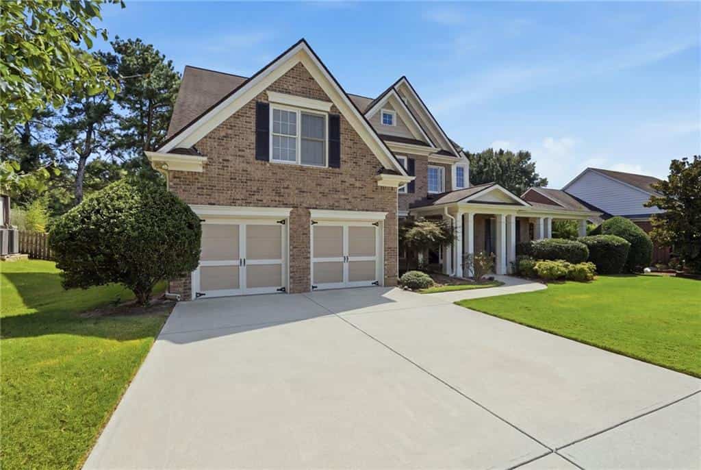 Listing photo 6
