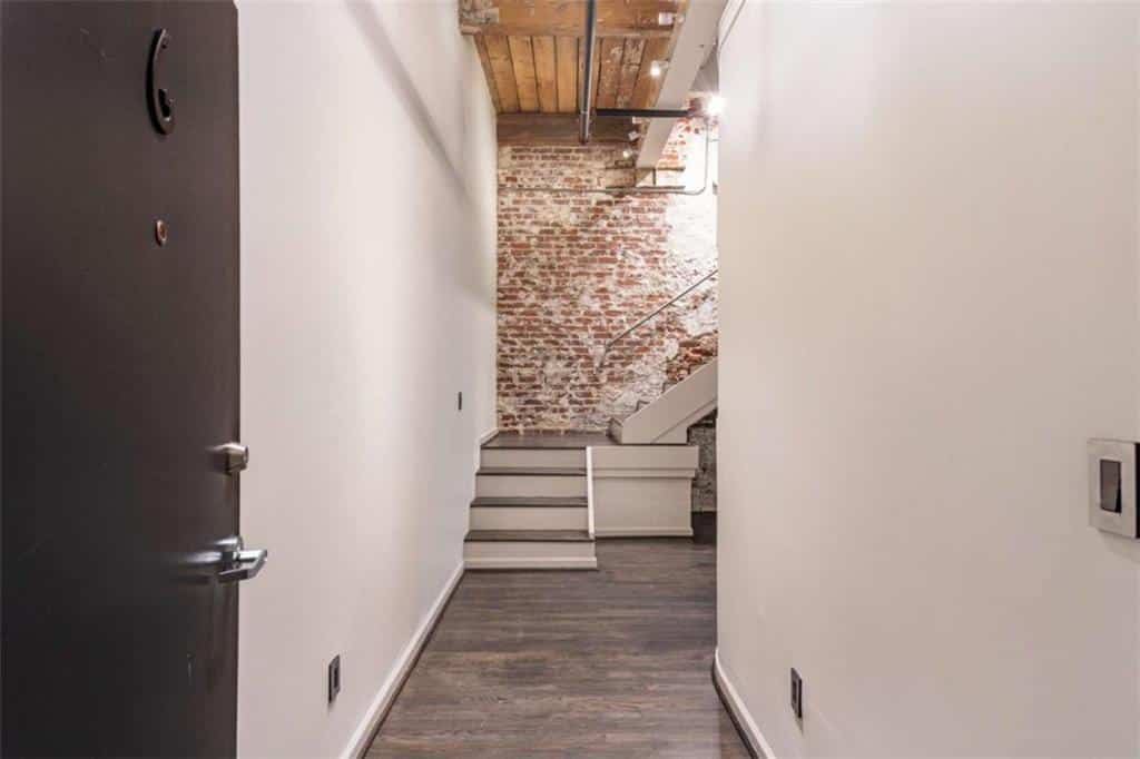 Listing photo 6