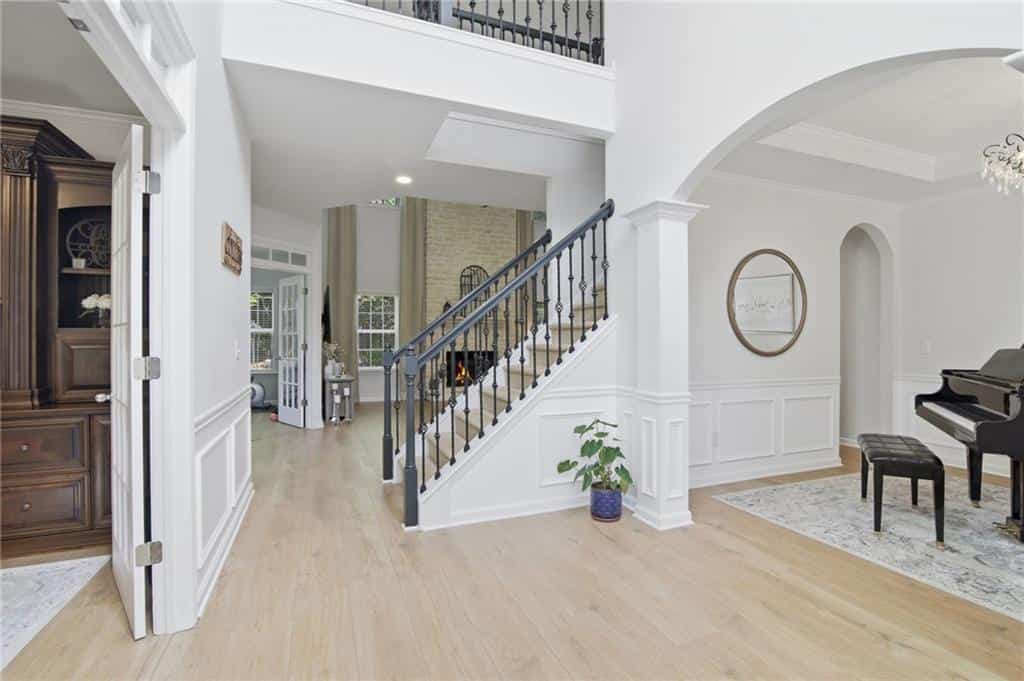 Listing photo 6