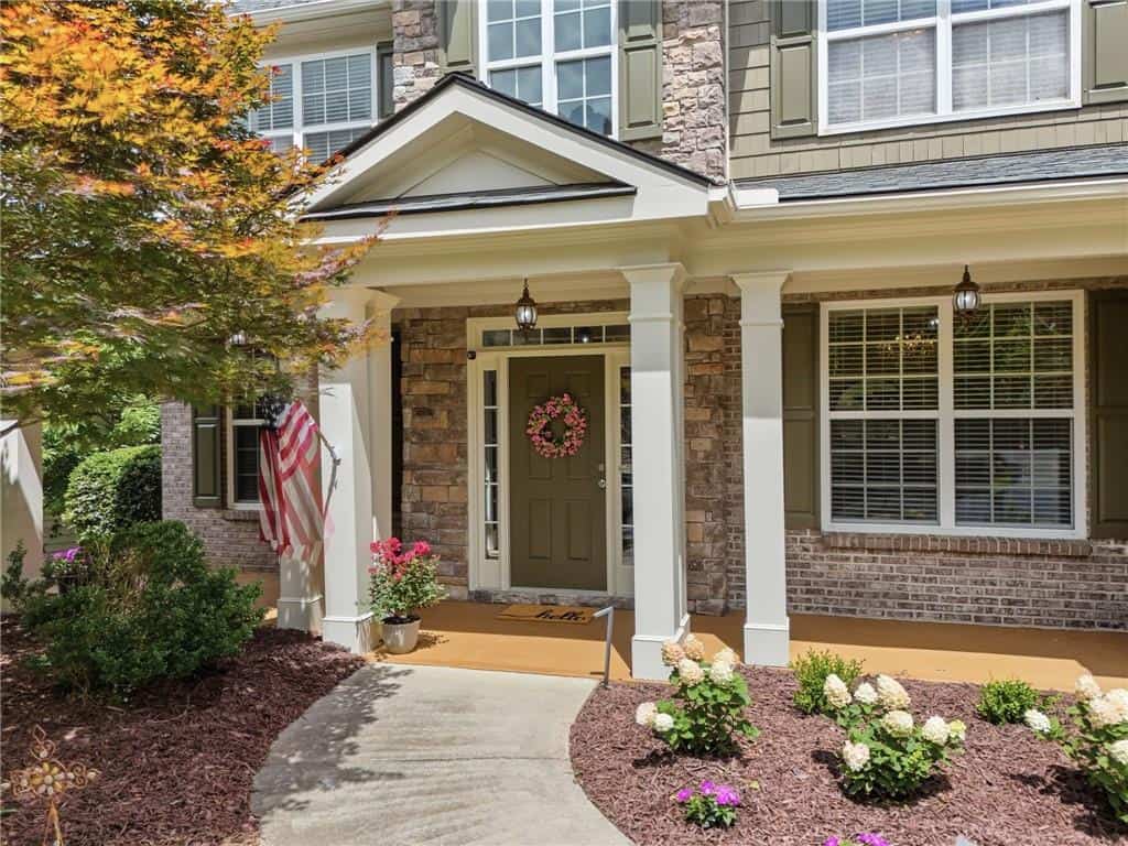Listing photo 4