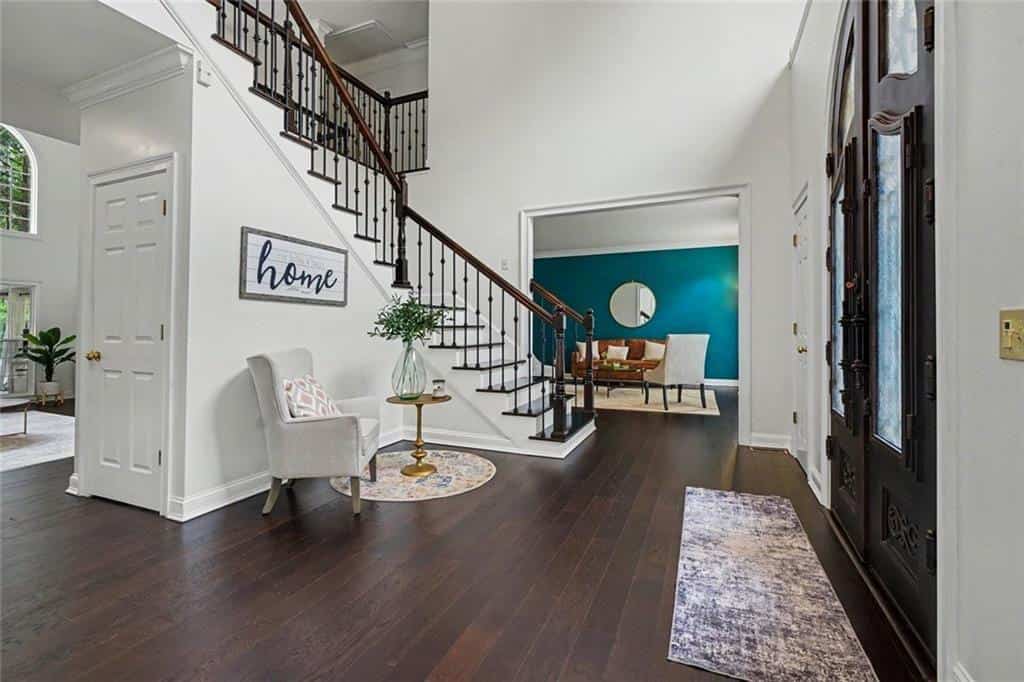 Listing photo 6