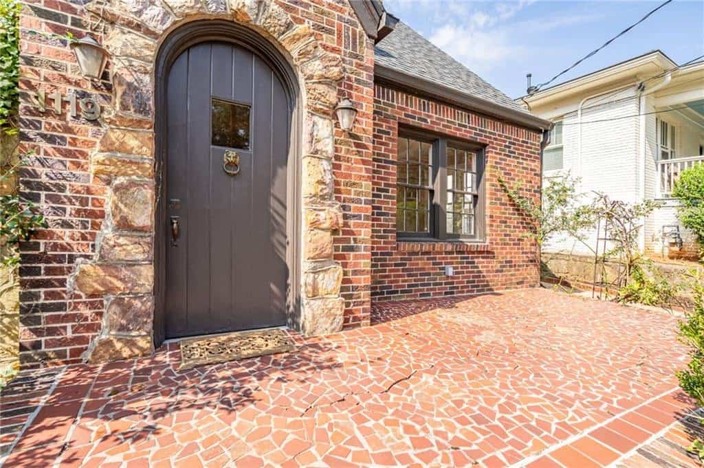Listing photo 4