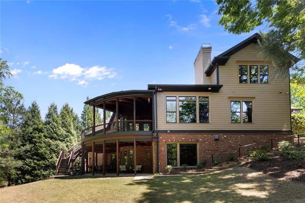 Listing photo 6