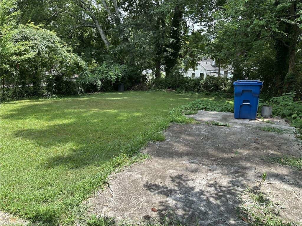 Listing photo 6
