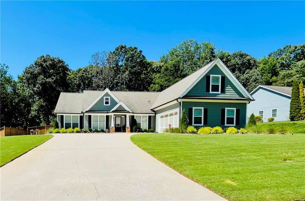 5313 Shadow Walk Way, Gainesville, GA 30507
