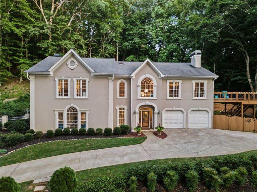 1260 Oakhaven Drive, Roswell, GA 30075