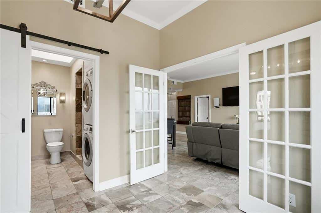 Listing photo 6