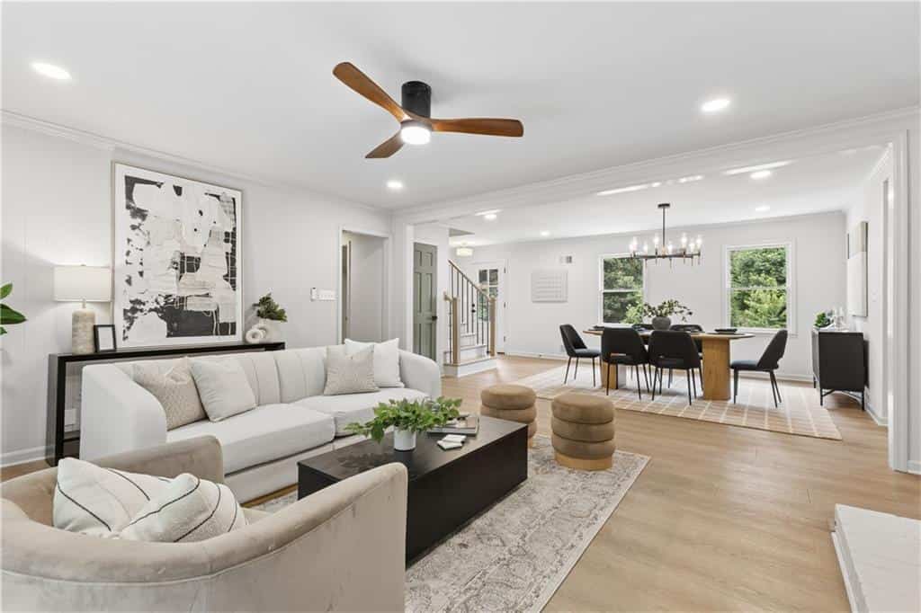 Listing photo 6