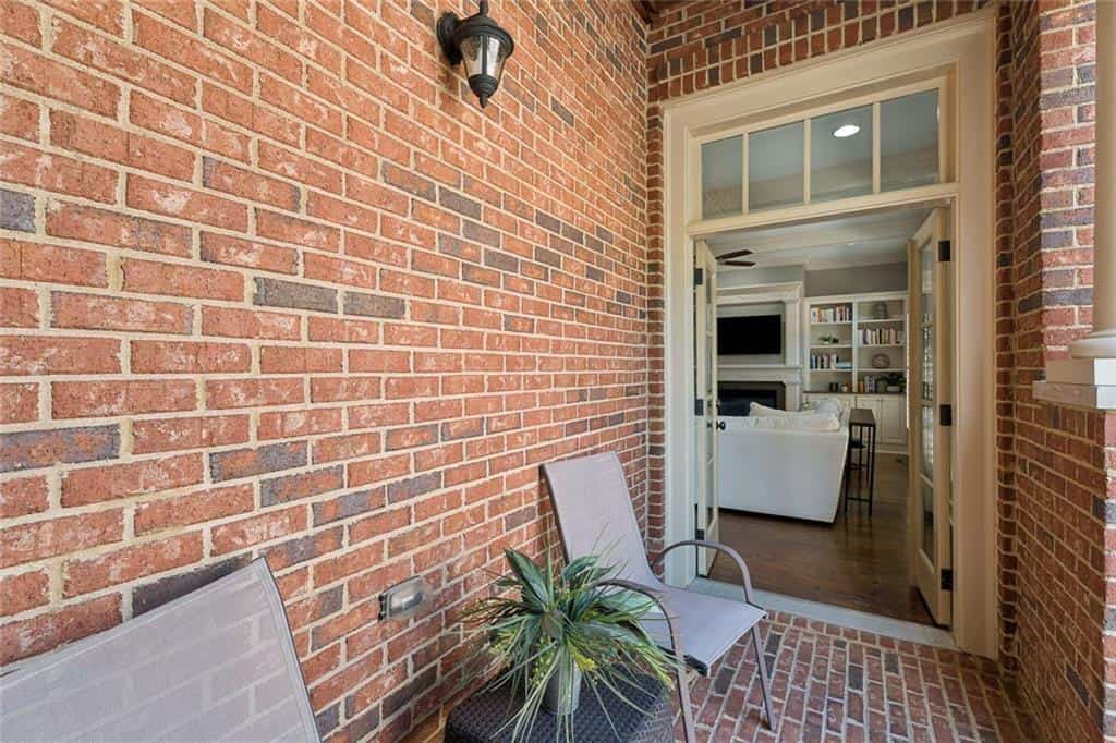 Listing photo 6