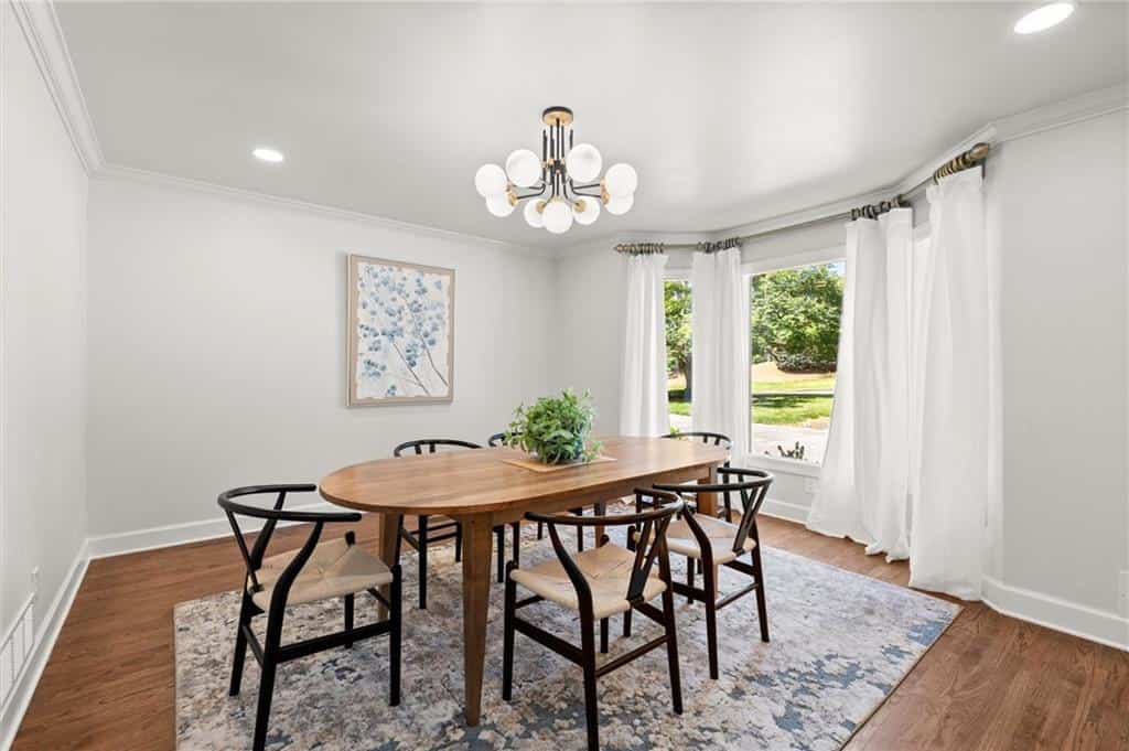 Listing photo 6