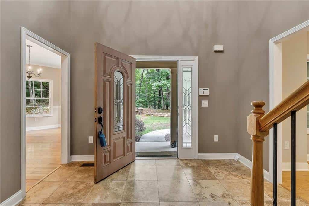 Listing photo 6