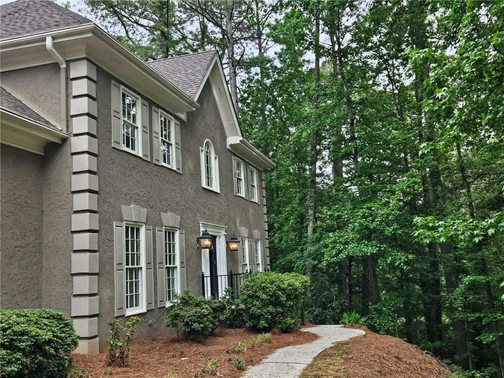 Listing photo 6