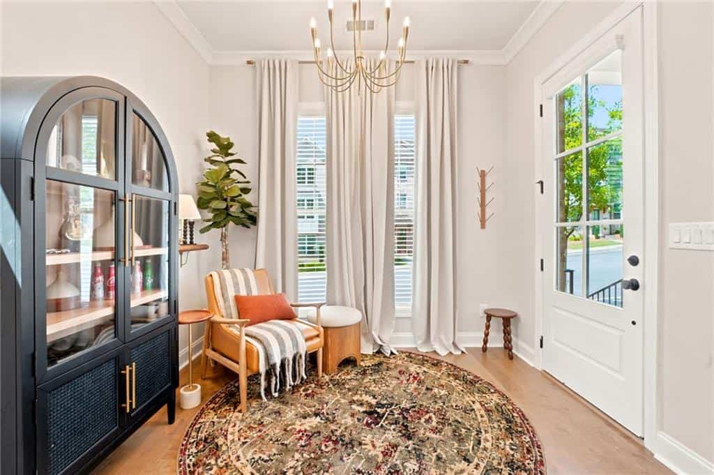 Listing photo 6