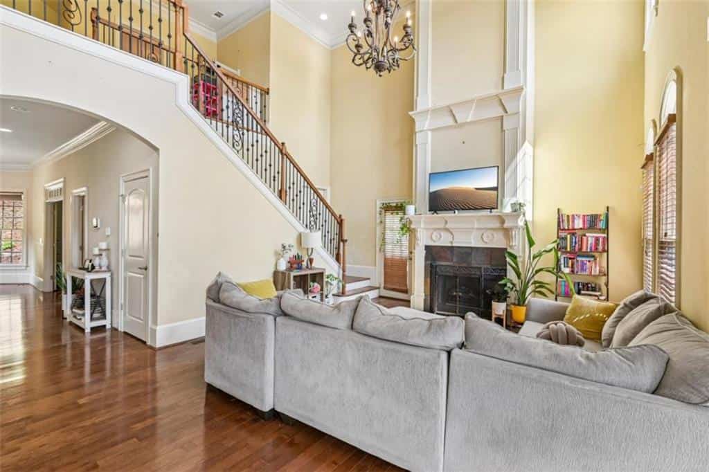 Listing photo 4