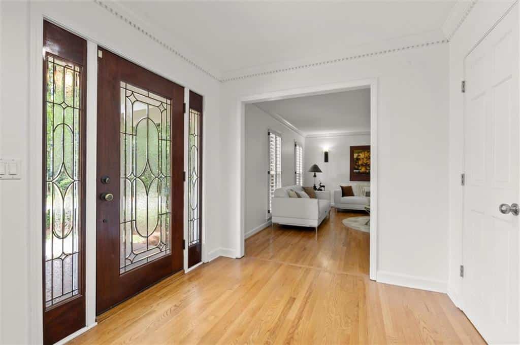 Listing photo 6