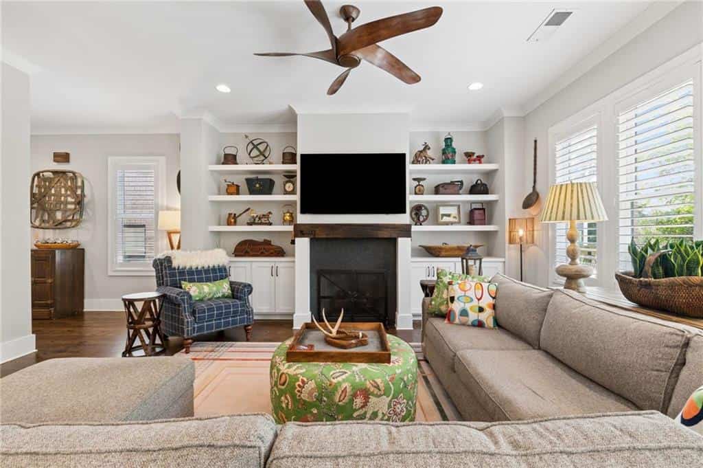 Listing photo 6
