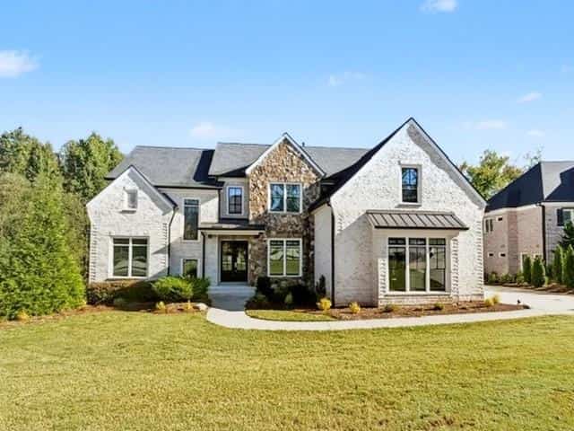 5760 Lula Bridge Court, Braselton, GA 30517