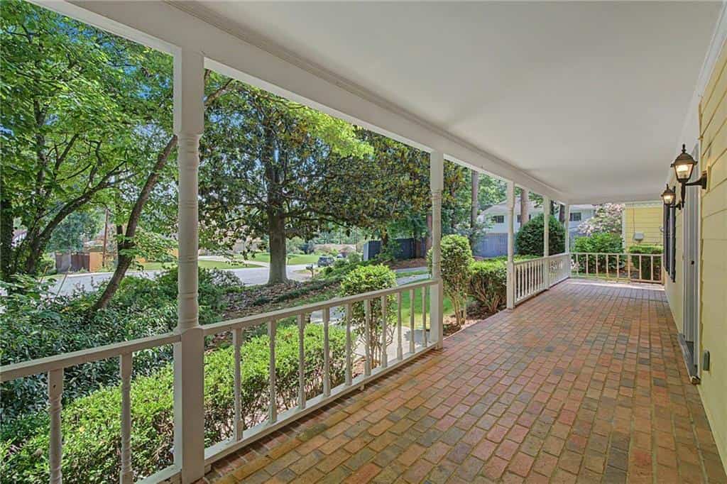 Listing photo 4