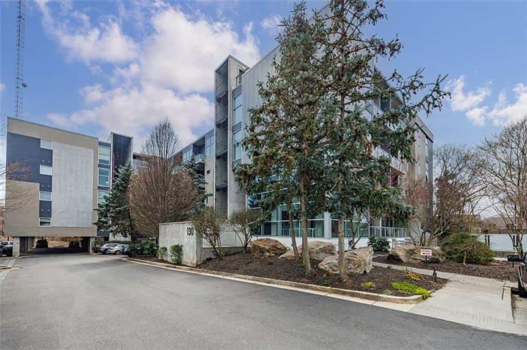 130 Arizona Avenue NE 305 #305, Atlanta, GA 30307