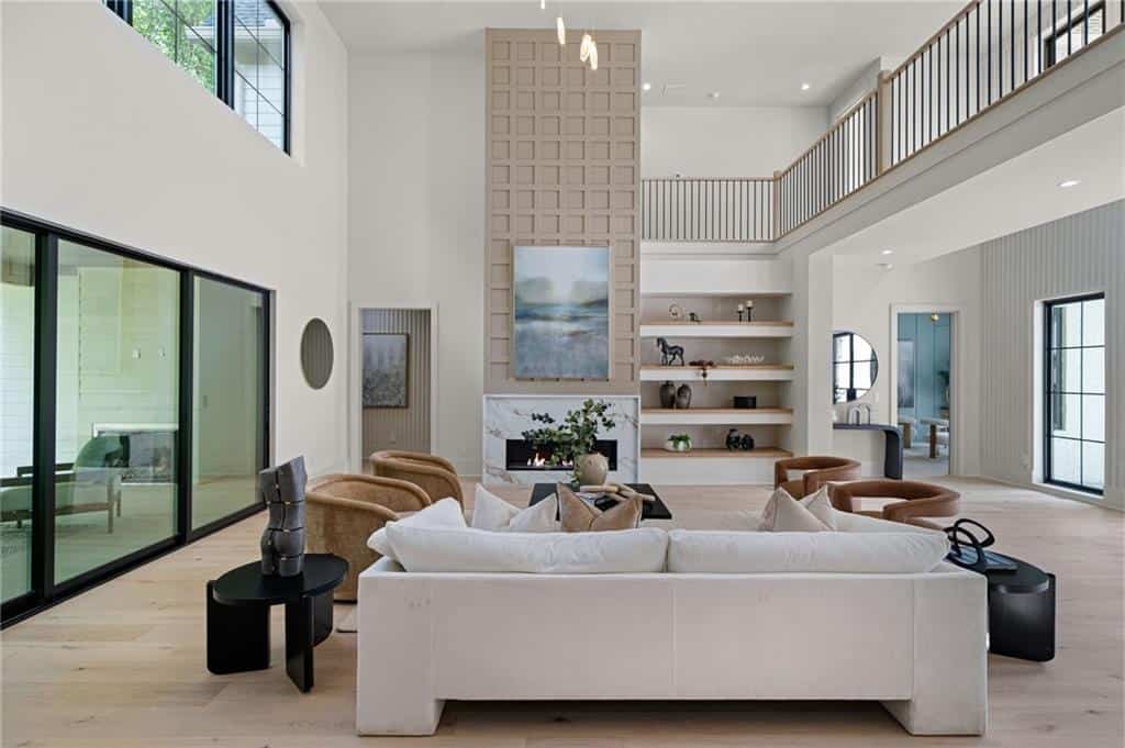 Listing photo 6