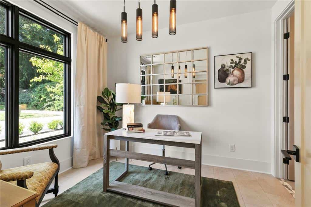 Listing photo 6
