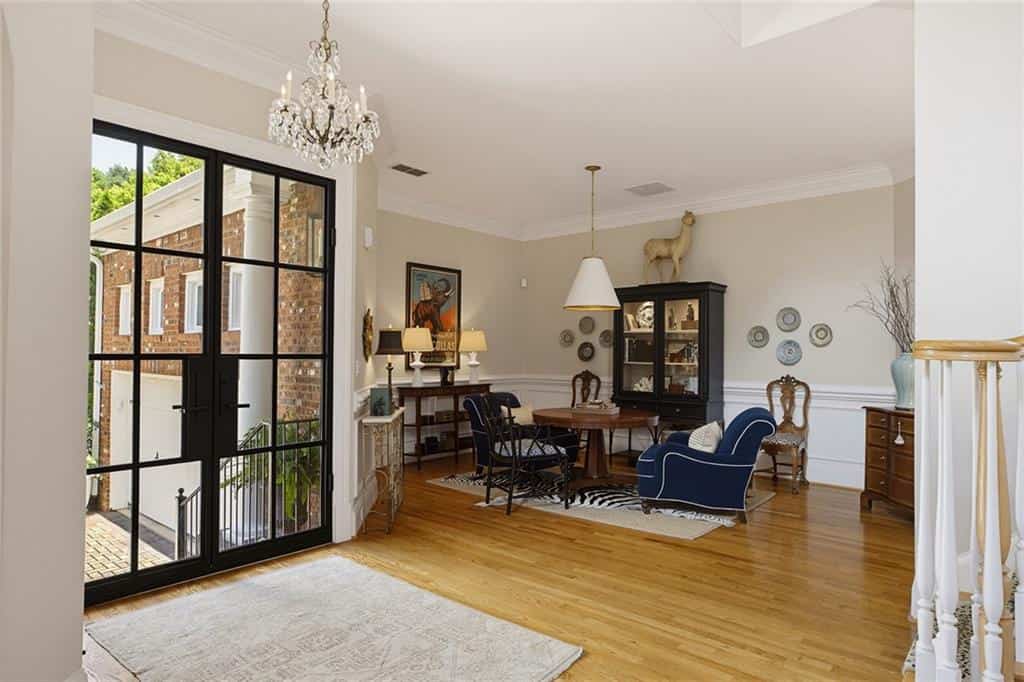 Listing photo 4