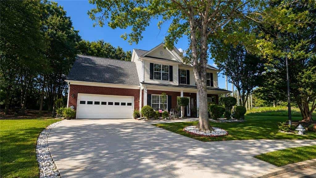 307 CARLTON CHASE Court, Dacula, GA 30019
