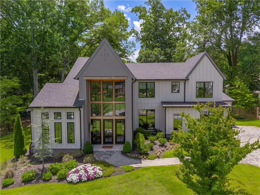 135 Mayfield Circle, Alpharetta, GA 30009