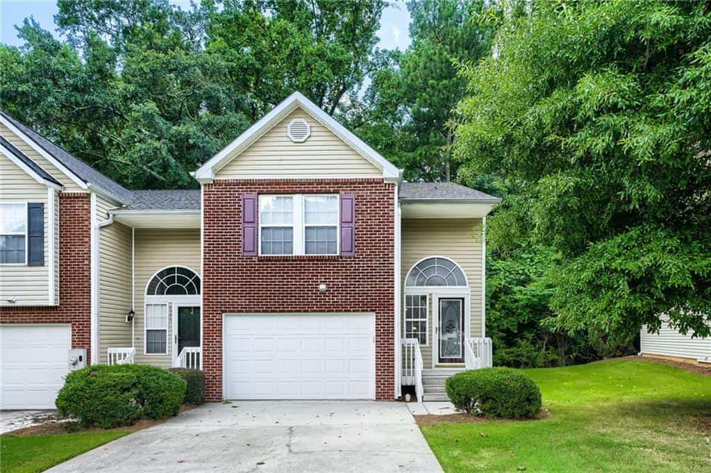 6218 Queen Meadow Drive SE, Mableton, GA 30126