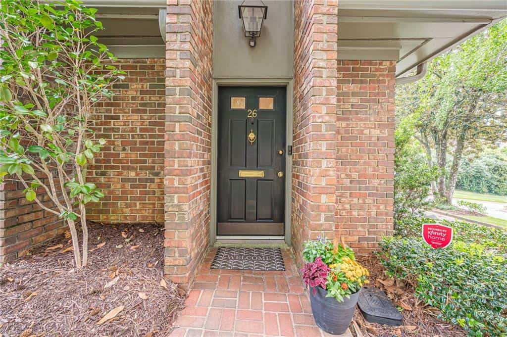 26 Old Ivy Square NE 26 #26, Atlanta, GA 30342