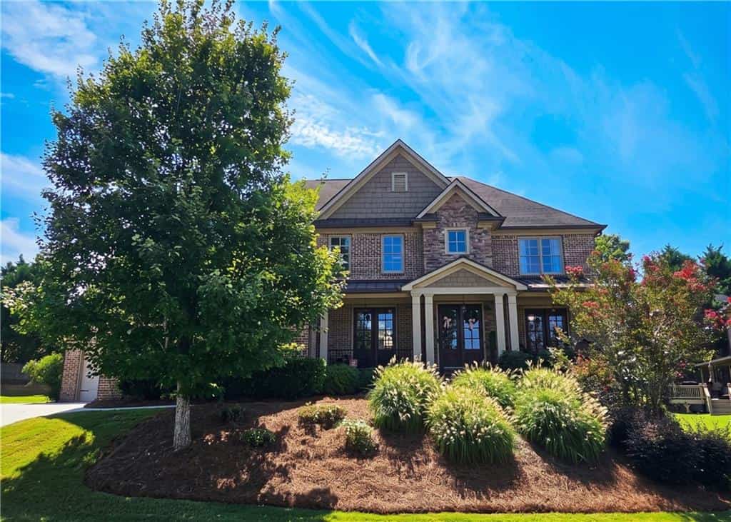 4271 Sierra Creek Court, Hoschton, GA 30548