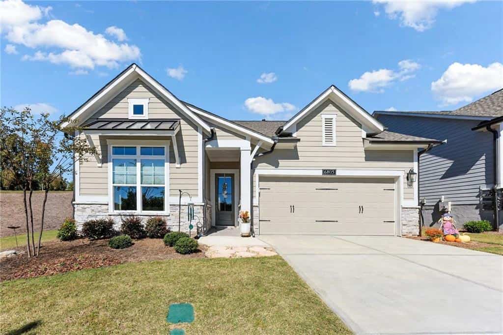 6805 Bungalow Road, Flowery Branch, GA 30542