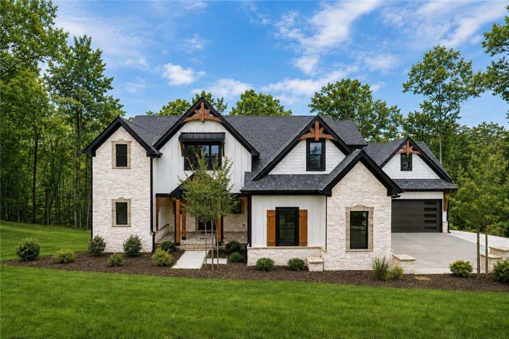 4175 Cumberland Point Drive, Gainesville, GA 30504