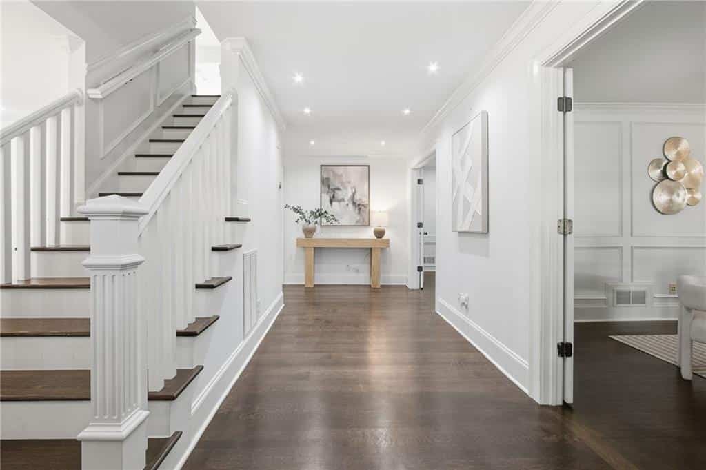 Listing photo 6