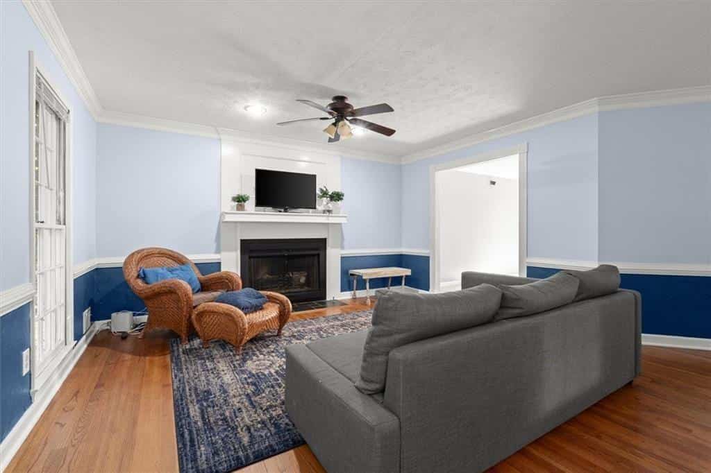 Listing photo 6
