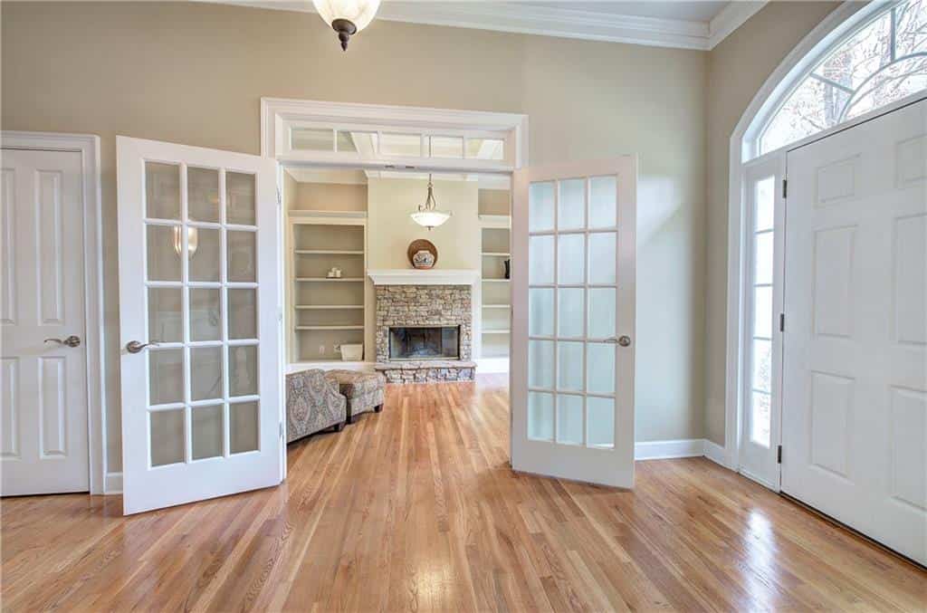Listing photo 6