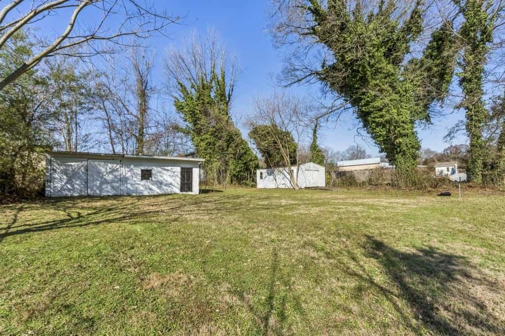 Listing photo 6