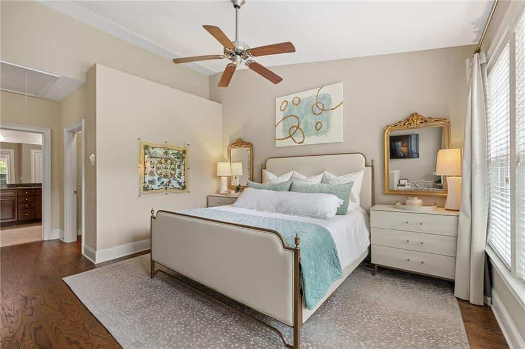 Listing photo 6