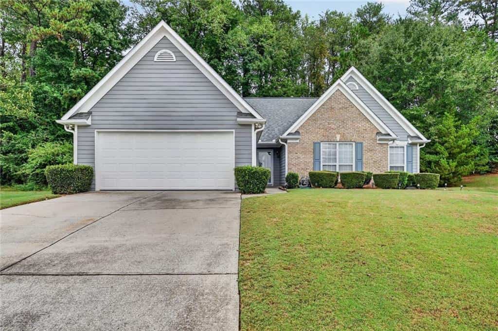 1345 Friendswood Cove, Lawrenceville, GA 30043