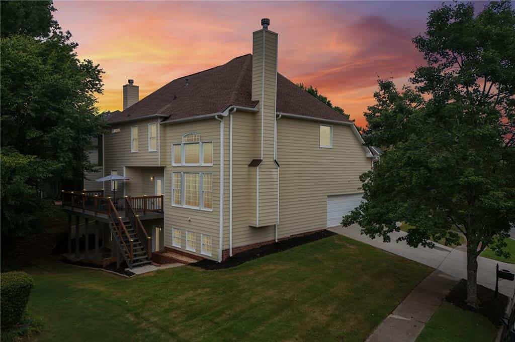 Listing photo 6