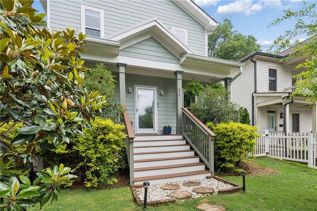 Listing photo 4