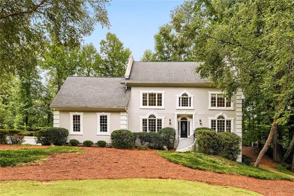 5830 Plantation Drive, Roswell, GA 30075