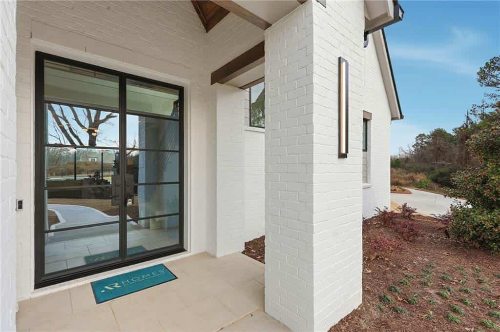 Listing photo 6