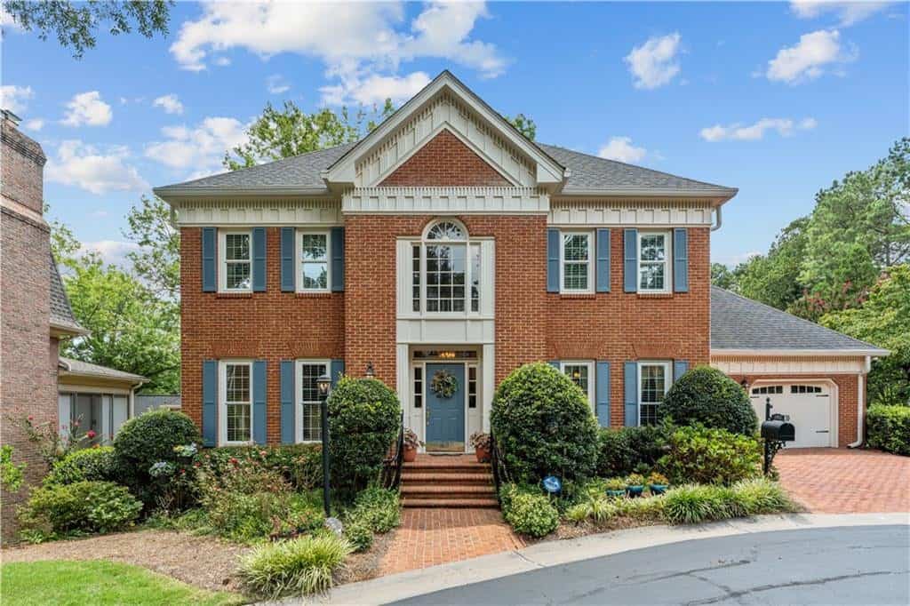 1951 Winchelsea Court W, Atlanta, GA 30338