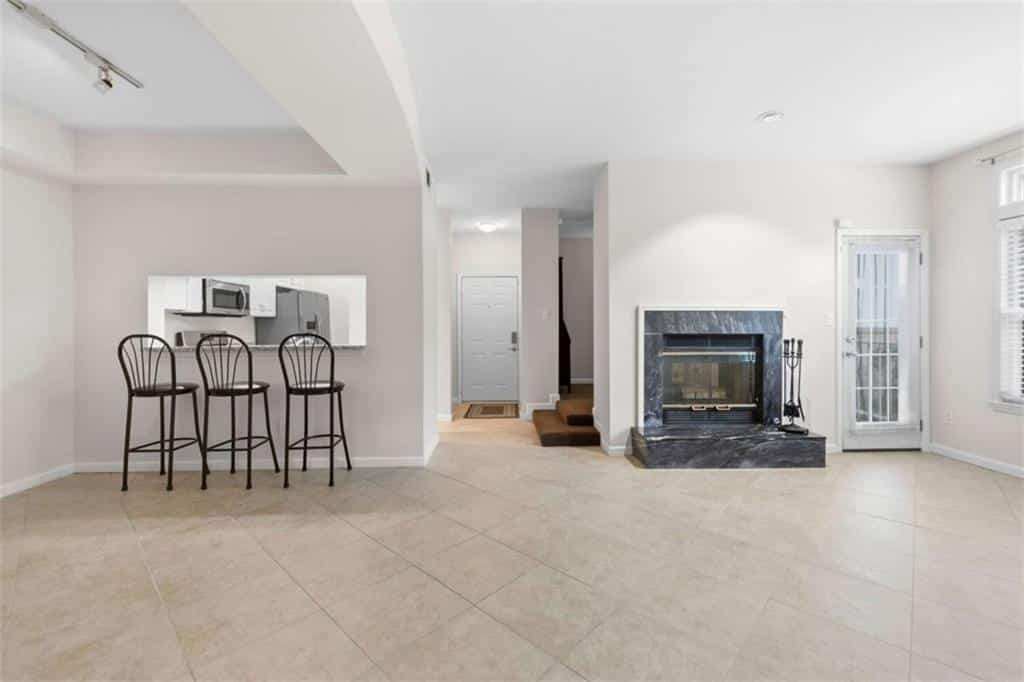 240 Renaissance Parkway NE, Atlanta, GA 30308