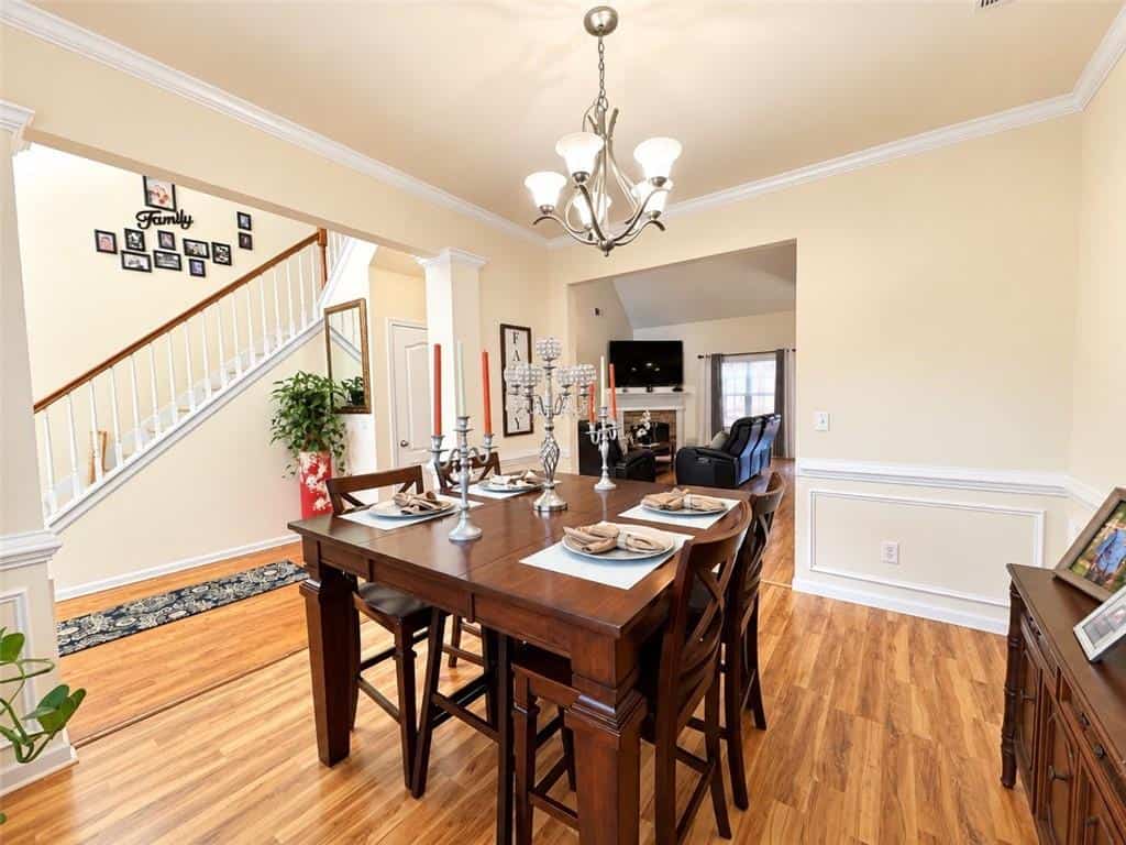 Listing photo 6