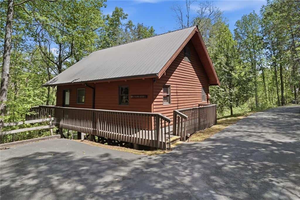 Listing photo 6