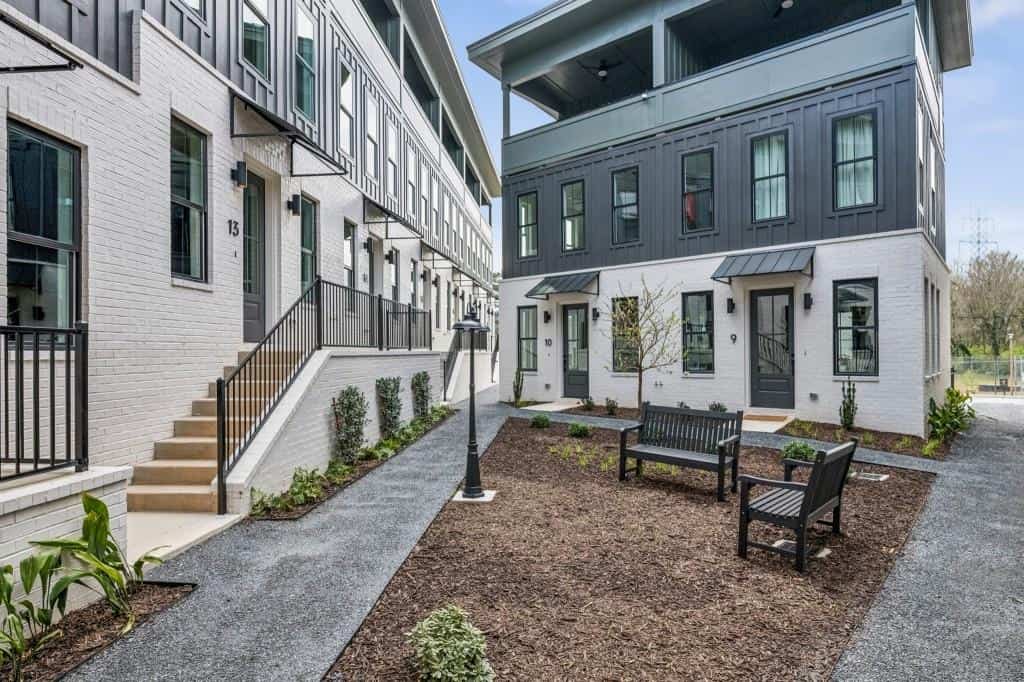 1160 Boulevard SE 10 #10, Atlanta, GA 30312