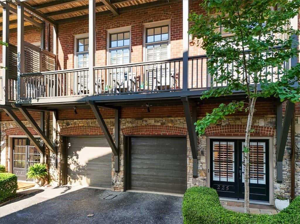 225 Founders Mill Court, Roswell, GA 30075