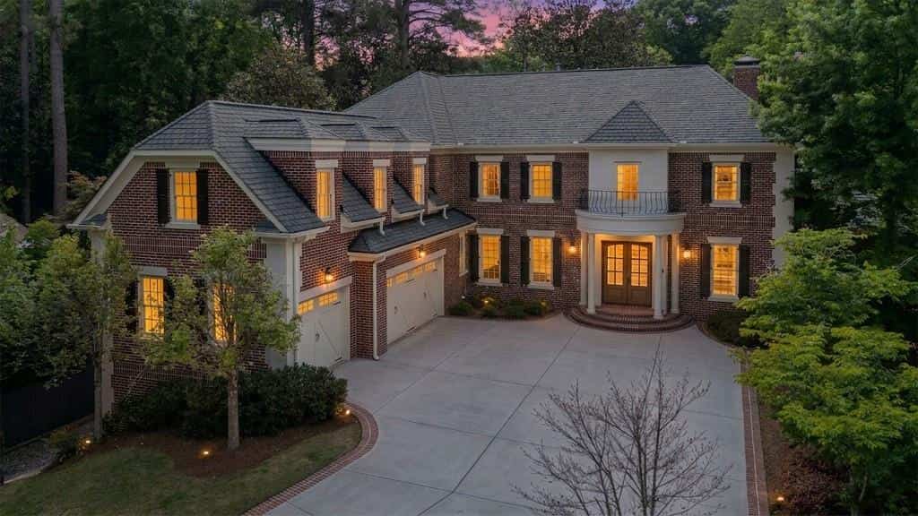 3282 Pinestream Road NW, Atlanta, GA 30327